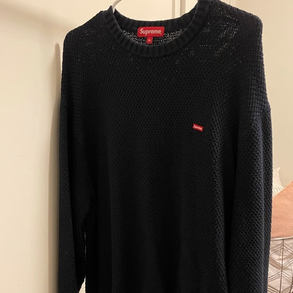 Supreme sweater